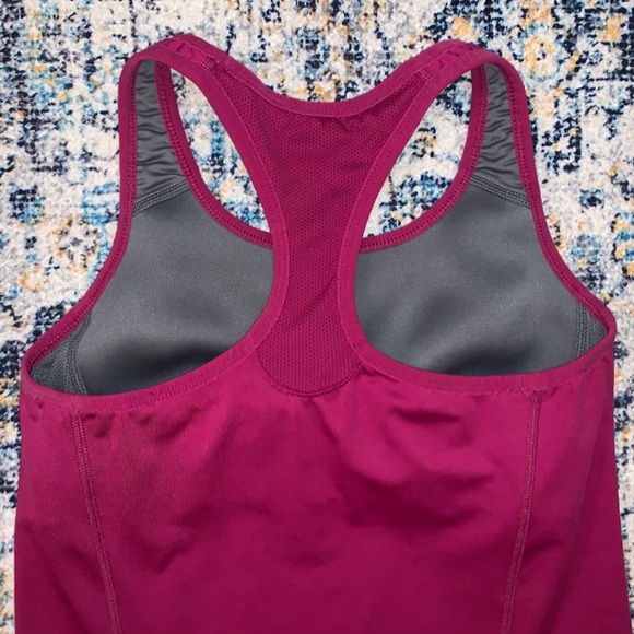 NIKE dri-fit tank top size S - Picture 3 of 8